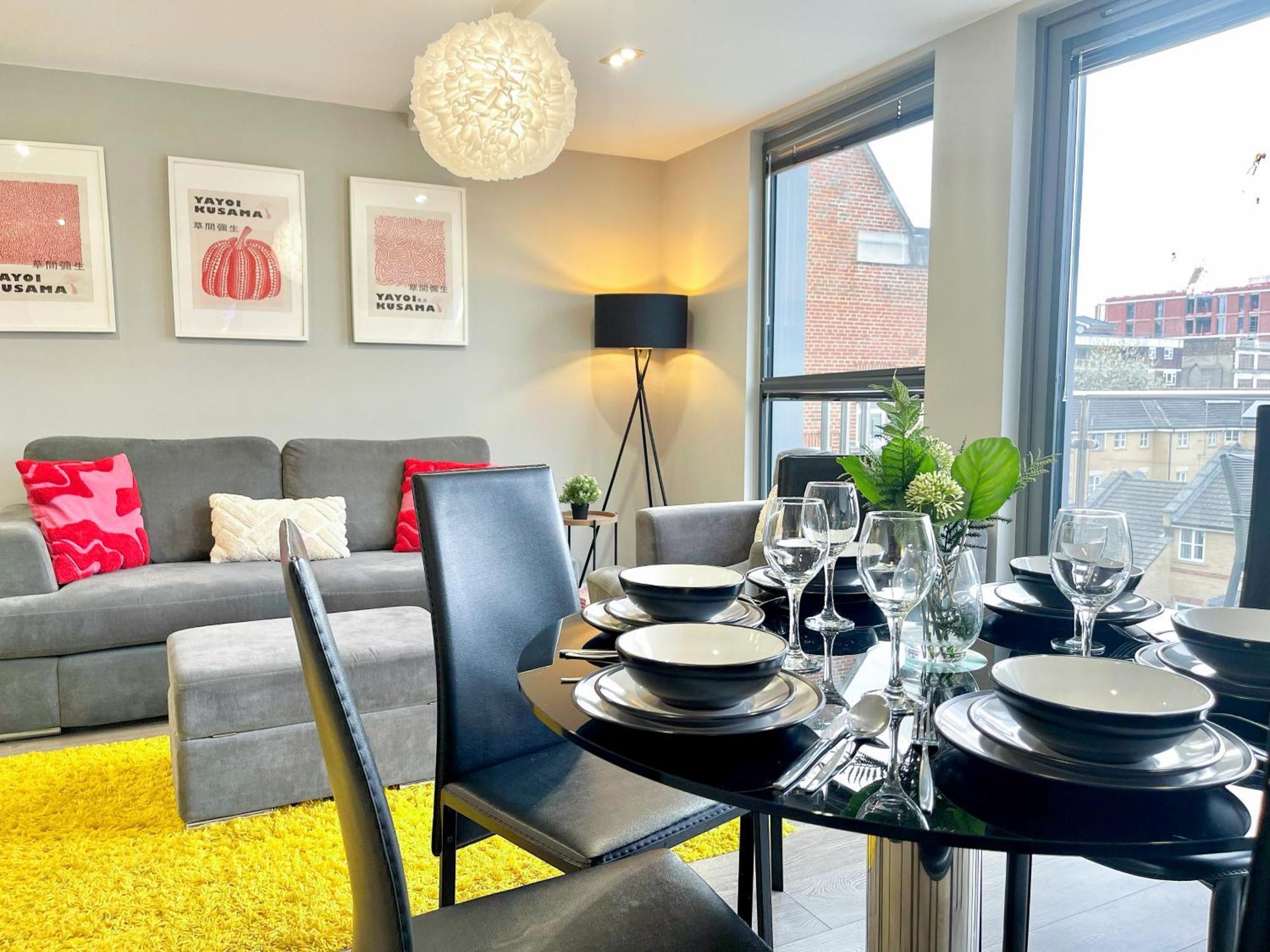 Contemporary With Private Terraces In Shoreditch, Hoxton, Islington * Londra
