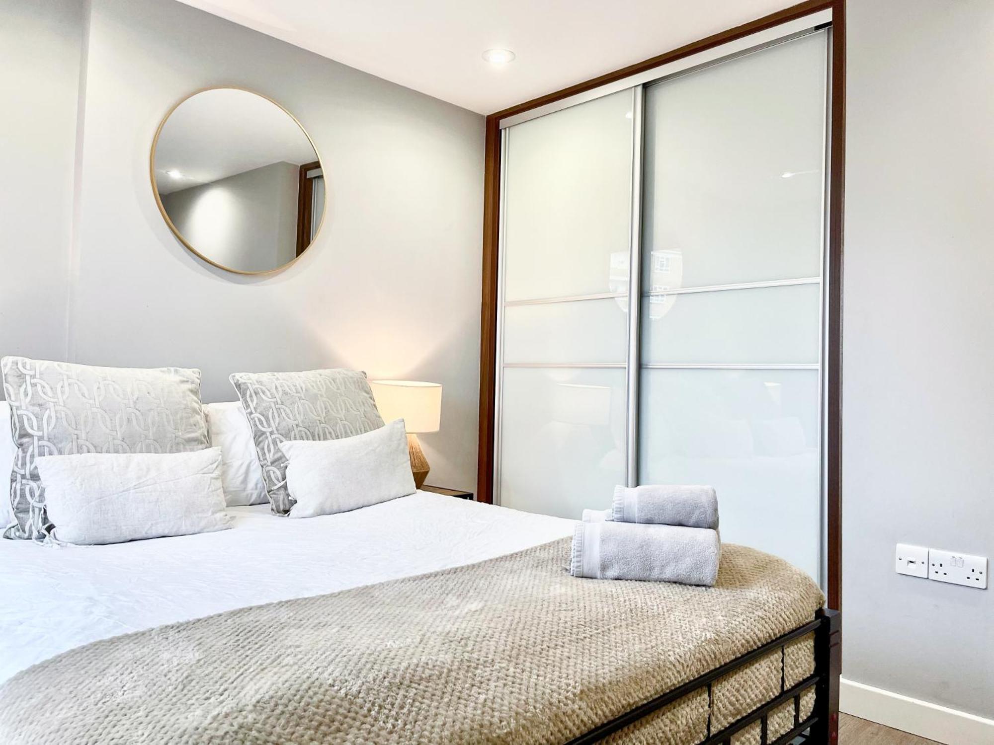 Contemporary With Private Terraces In Shoreditch, Hoxton, Islington Appartamento *