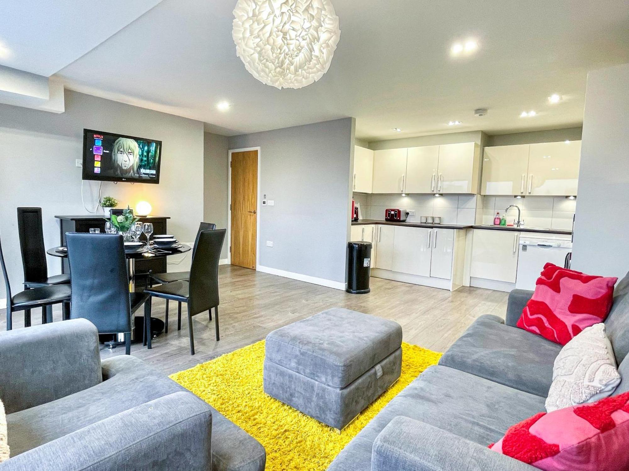 Apartment Contemporary With Private Terraces In Shoreditch, Hoxton, Islington *